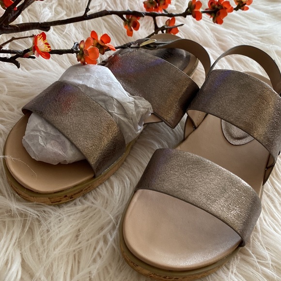 KIM ROGERS new sandals - Picture 3 of 10